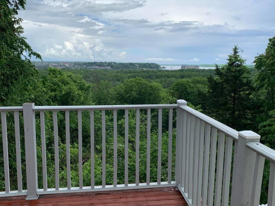 Finn'S Hideaway -Modern Family River Home Keokuk Ngoại thất bức ảnh